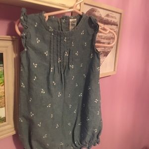 Adorable chambray Carter’s romper!